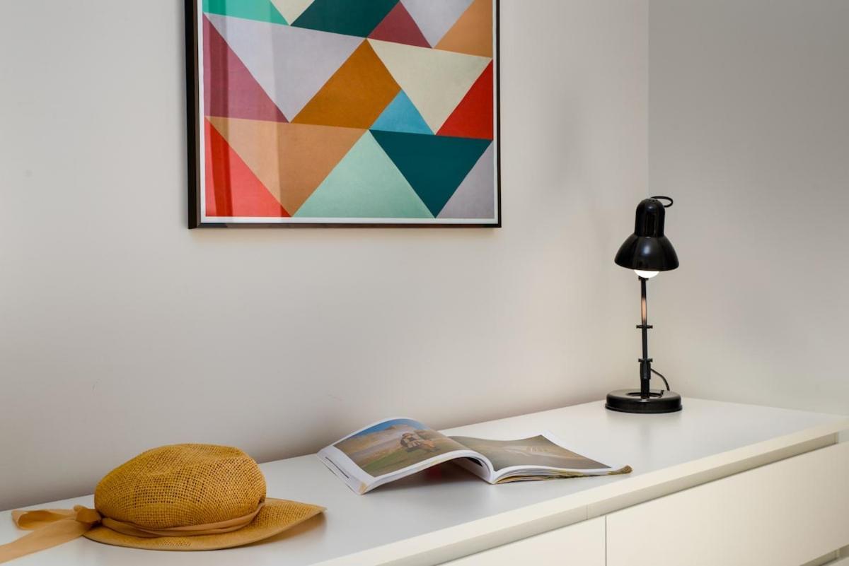 Sun-kissed Duplex Penthouse Appartement