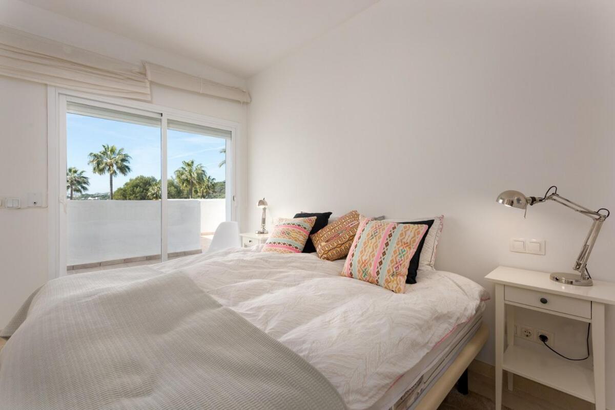 Sun-kissed Duplex Penthouse Appartement
